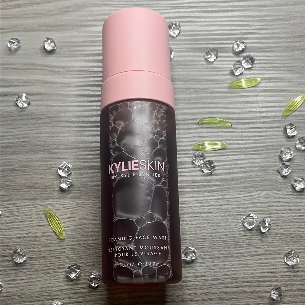 Kylie Skin Foaming Face Wash